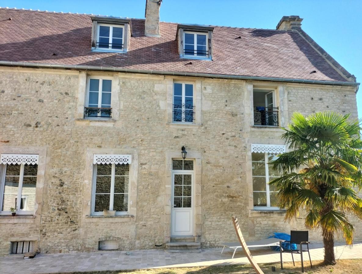 La Chambre Des Remparts Falaise  Exterior foto